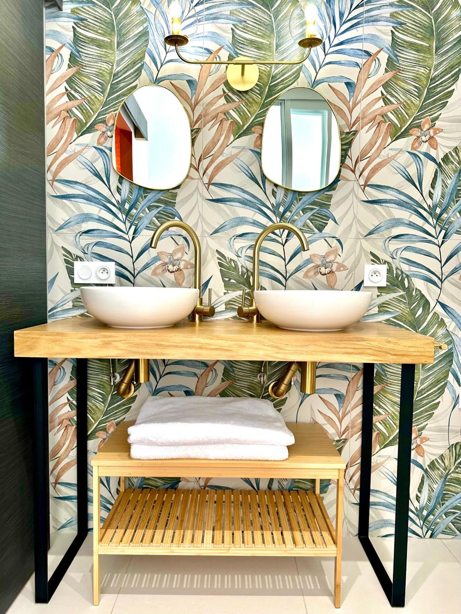 Les Suites Du Payre - Suite Romance Saint-Hilaire-de-Talmont Экстерьер фото