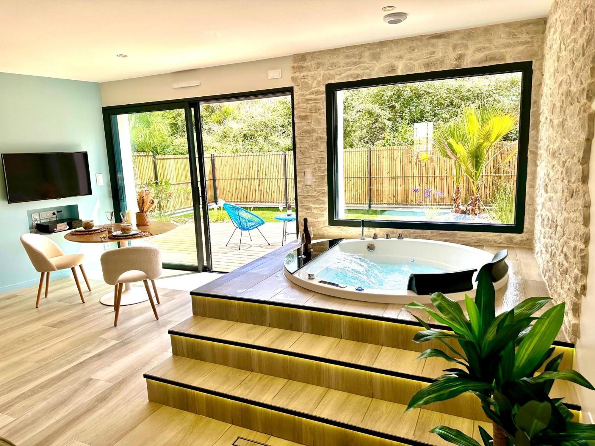 Les Suites Du Payre - Suite Romance Saint-Hilaire-de-Talmont Экстерьер фото
