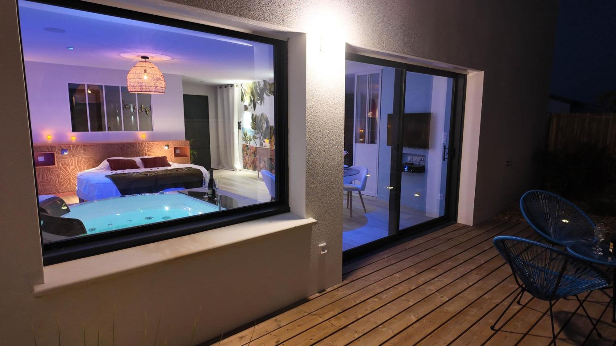 Les Suites Du Payre - Suite Romance Saint-Hilaire-de-Talmont Экстерьер фото