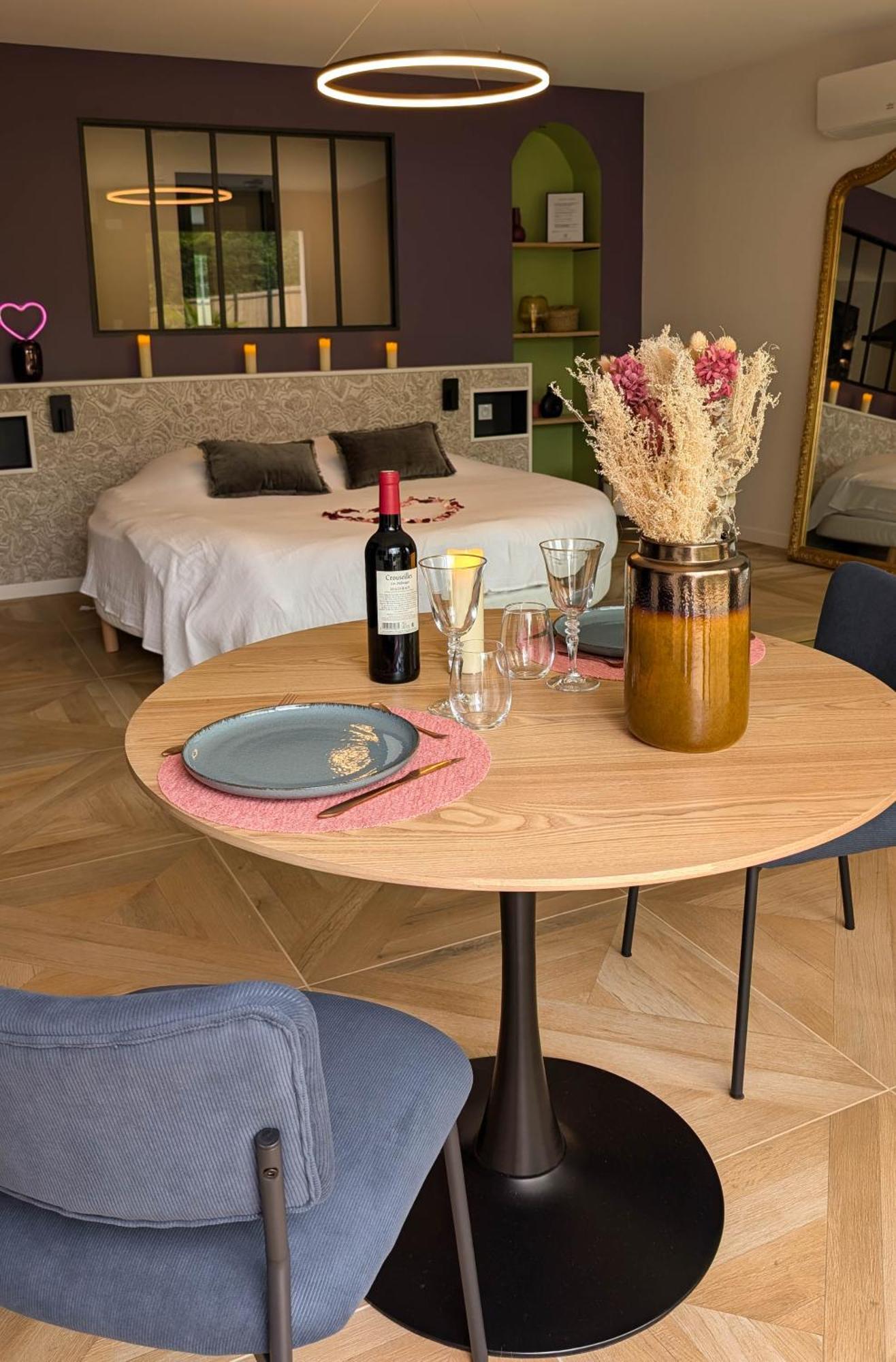 Les Suites Du Payre - Suite Romance Saint-Hilaire-de-Talmont Экстерьер фото